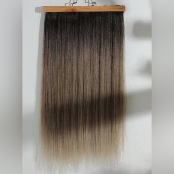 blonde hair extensions - Picture 4 of 7